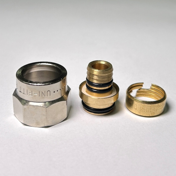 Соединитель обжим-В 16(2.0) х 1/2" для коллекторов серии 400Nxxx1 и 414C