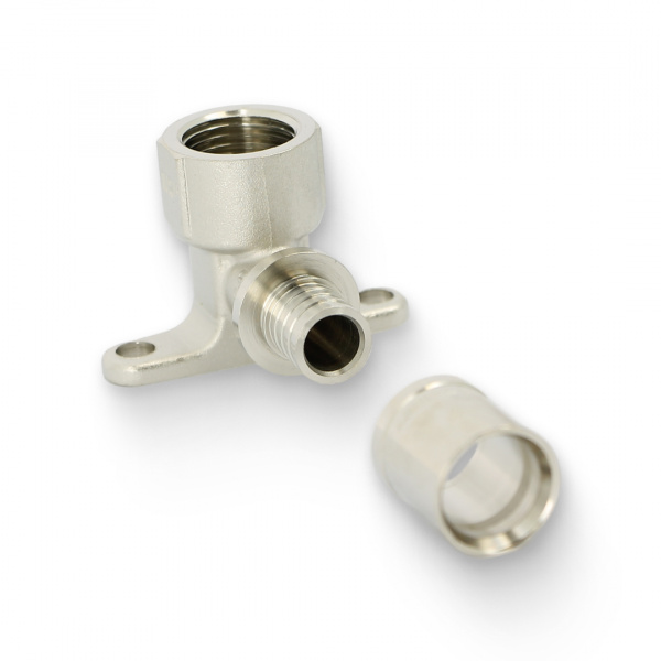 Водорозетка аксиальная 16 x 1/2" х 2.0 с гильзой