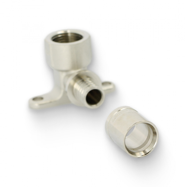 Водорозетка аксиальная 16 x 1/2" х 2.0 с гильзой
